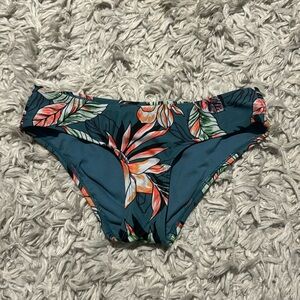 Xhilaration bikini bottoms